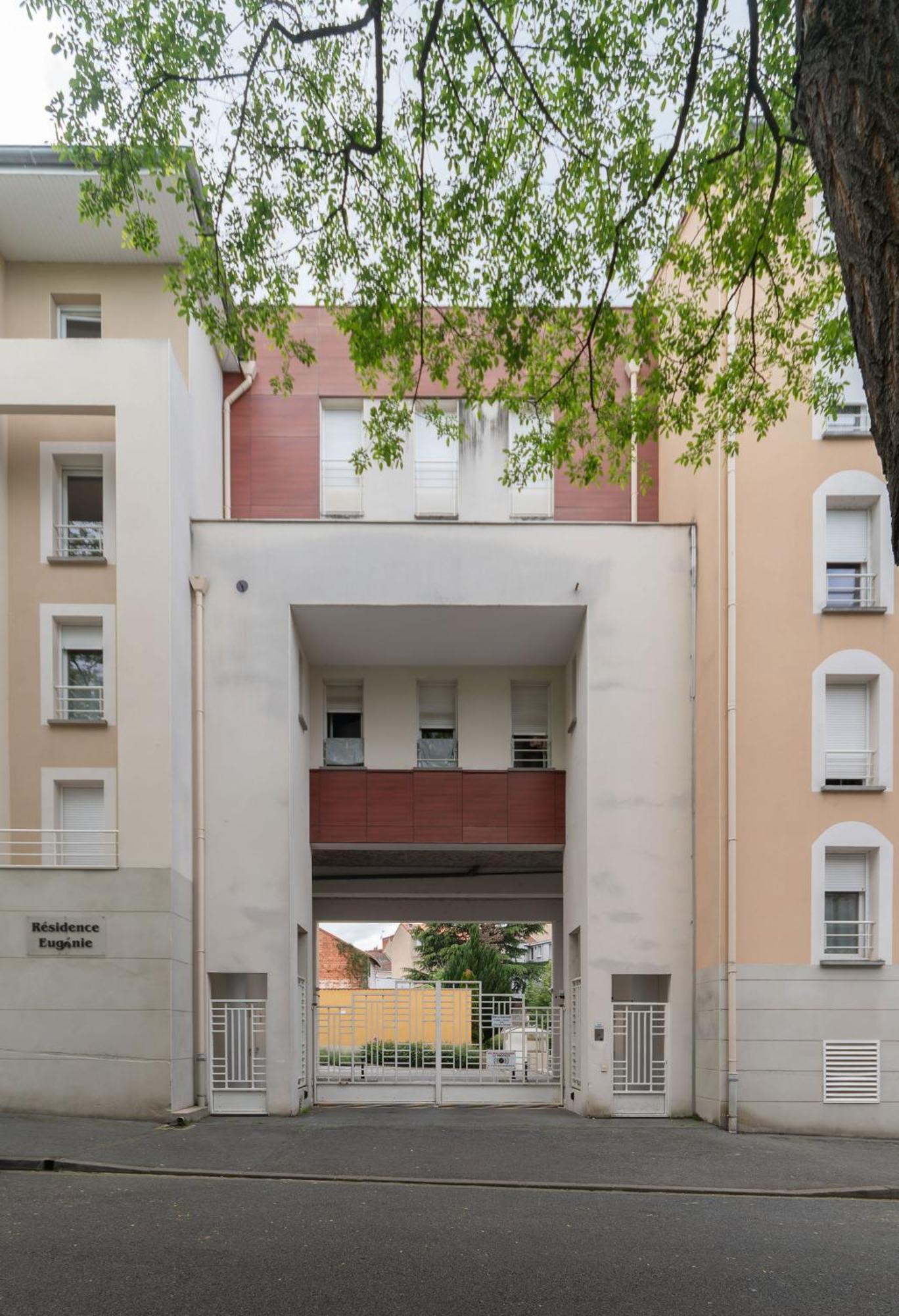 L'Eugenie - Appartement Design & Confort En Centre-Ville 维琪 外观 照片