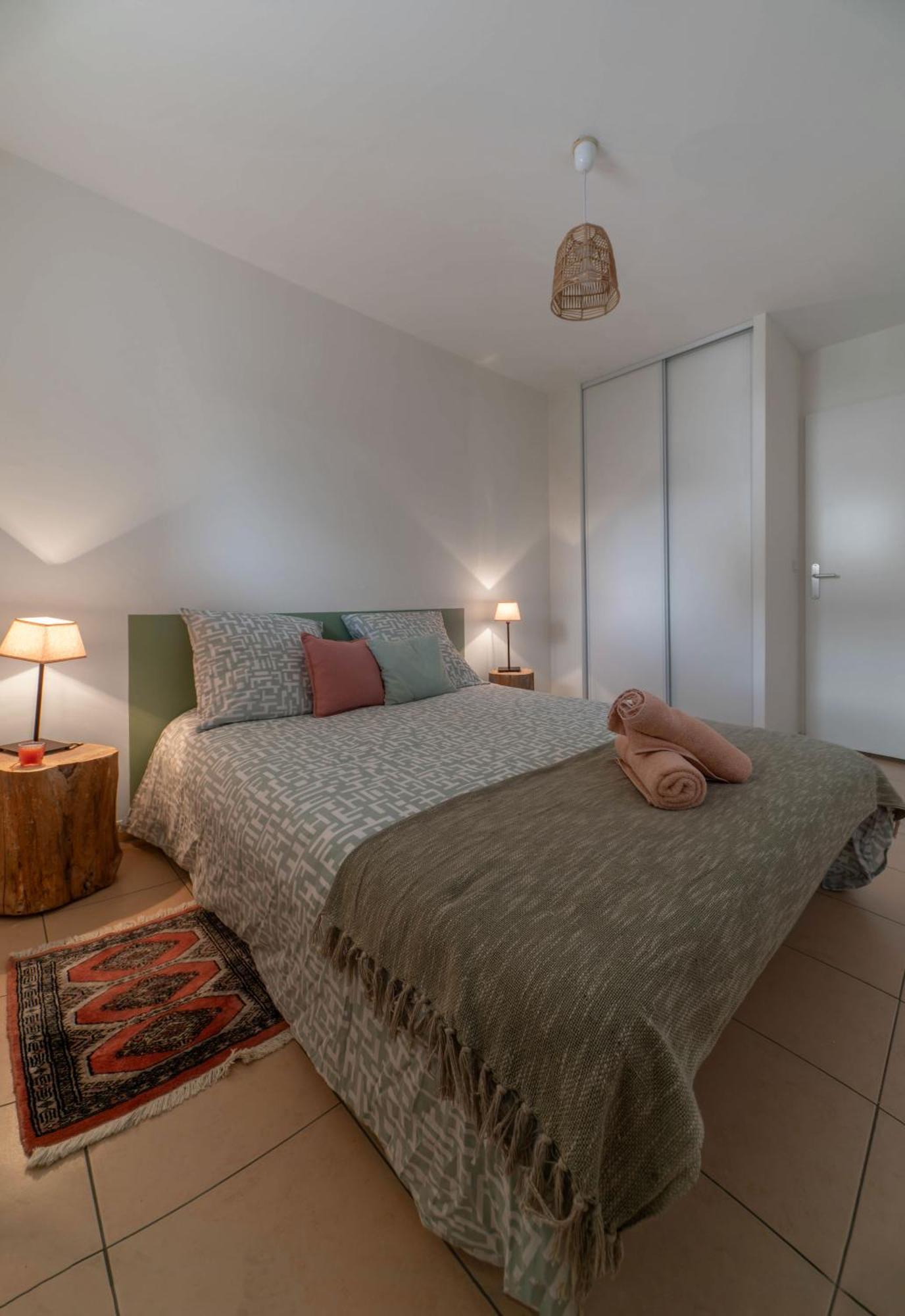 L'Eugenie - Appartement Design & Confort En Centre-Ville 维琪 外观 照片